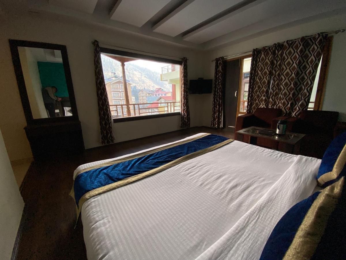 Hotel Manali Queen Buitenkant foto