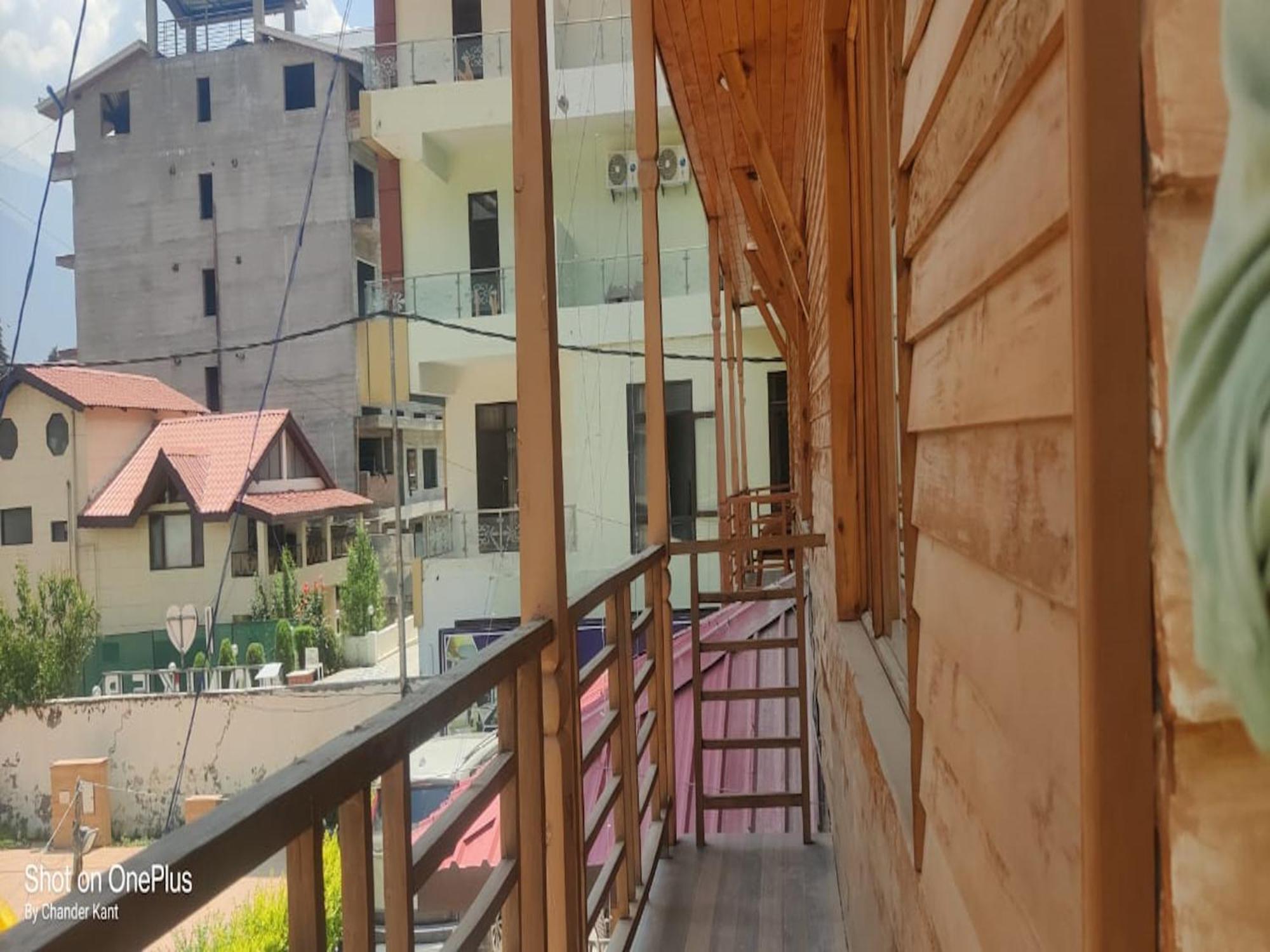 Hotel Manali Queen Buitenkant foto