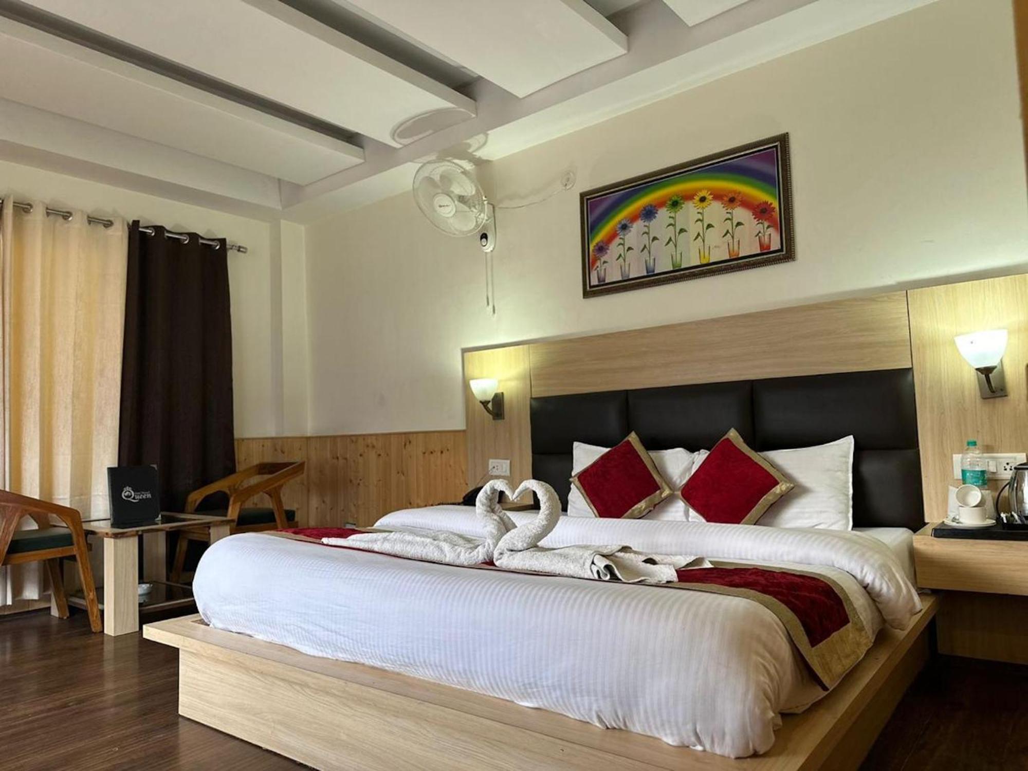 Hotel Manali Queen Buitenkant foto